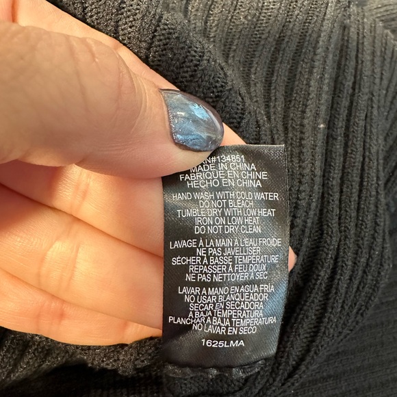 Leyden black sweater dress - Picture 8 of 8